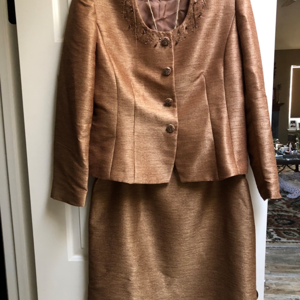 Tahari Bronze 2 Piece Dress Suit